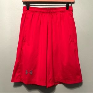 Under Armour Loose Fit Red Athletic Shorts Size Small